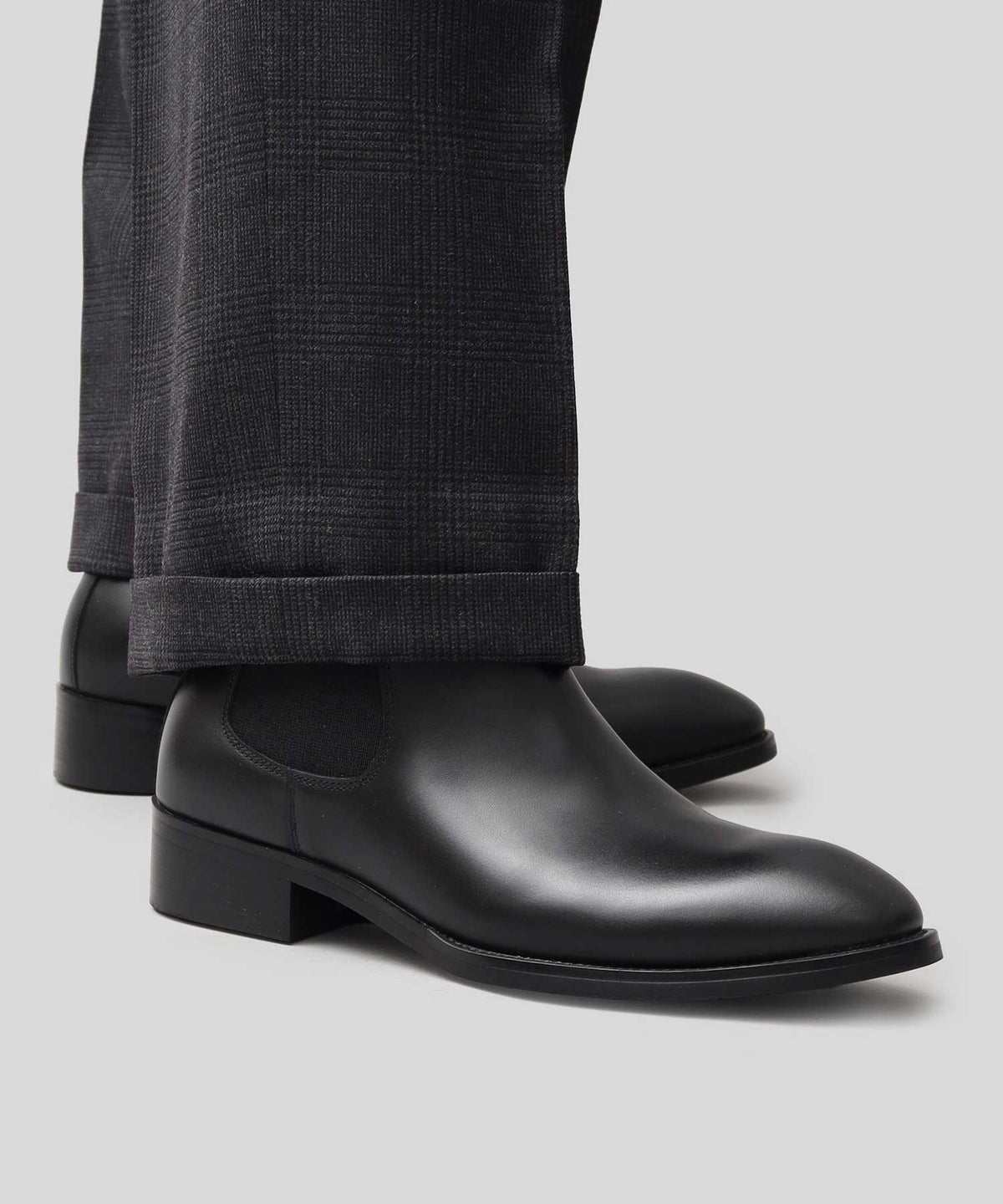 Cow Leather Chelsea Boots