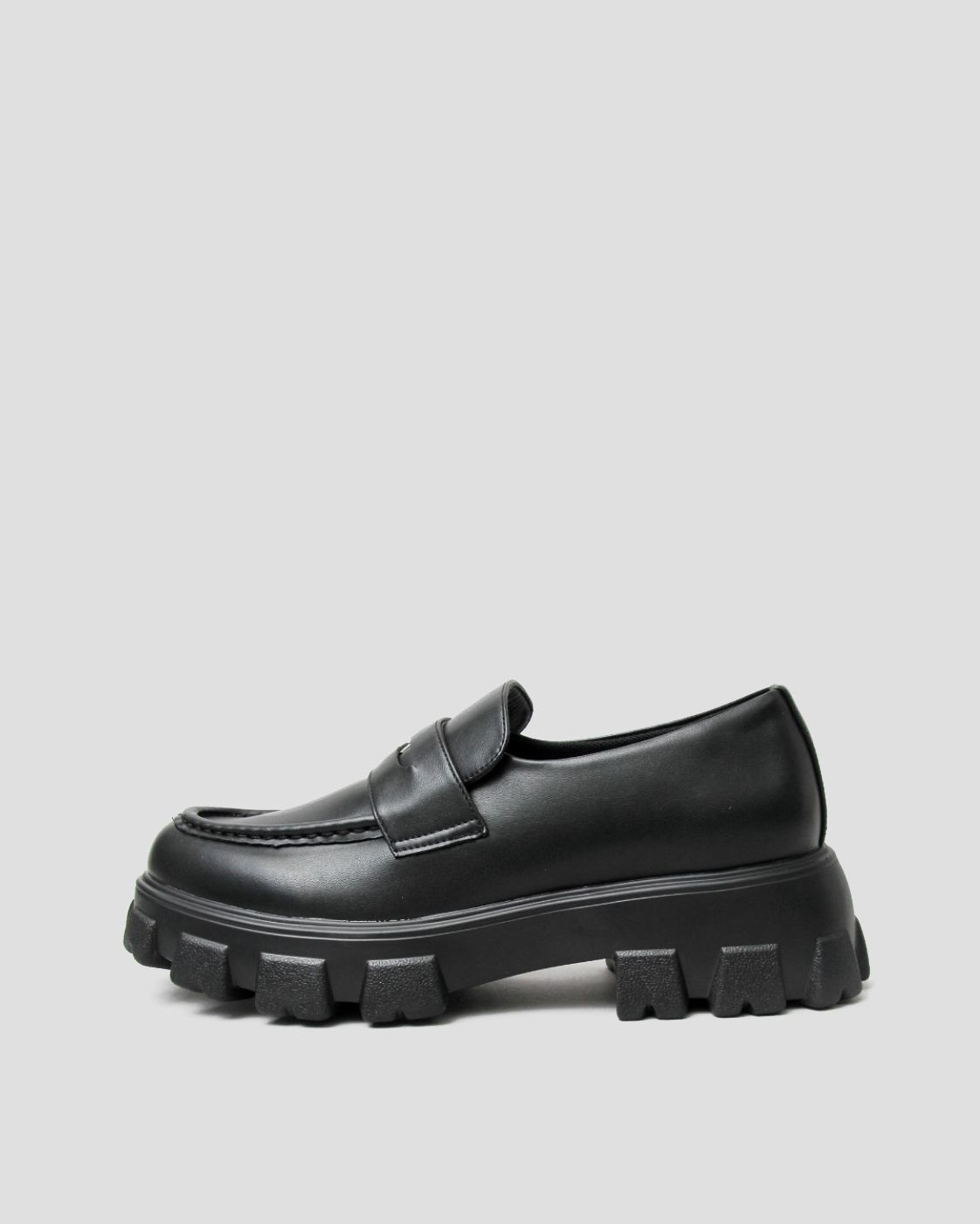 Track Sole Coin Loafer - Smooth