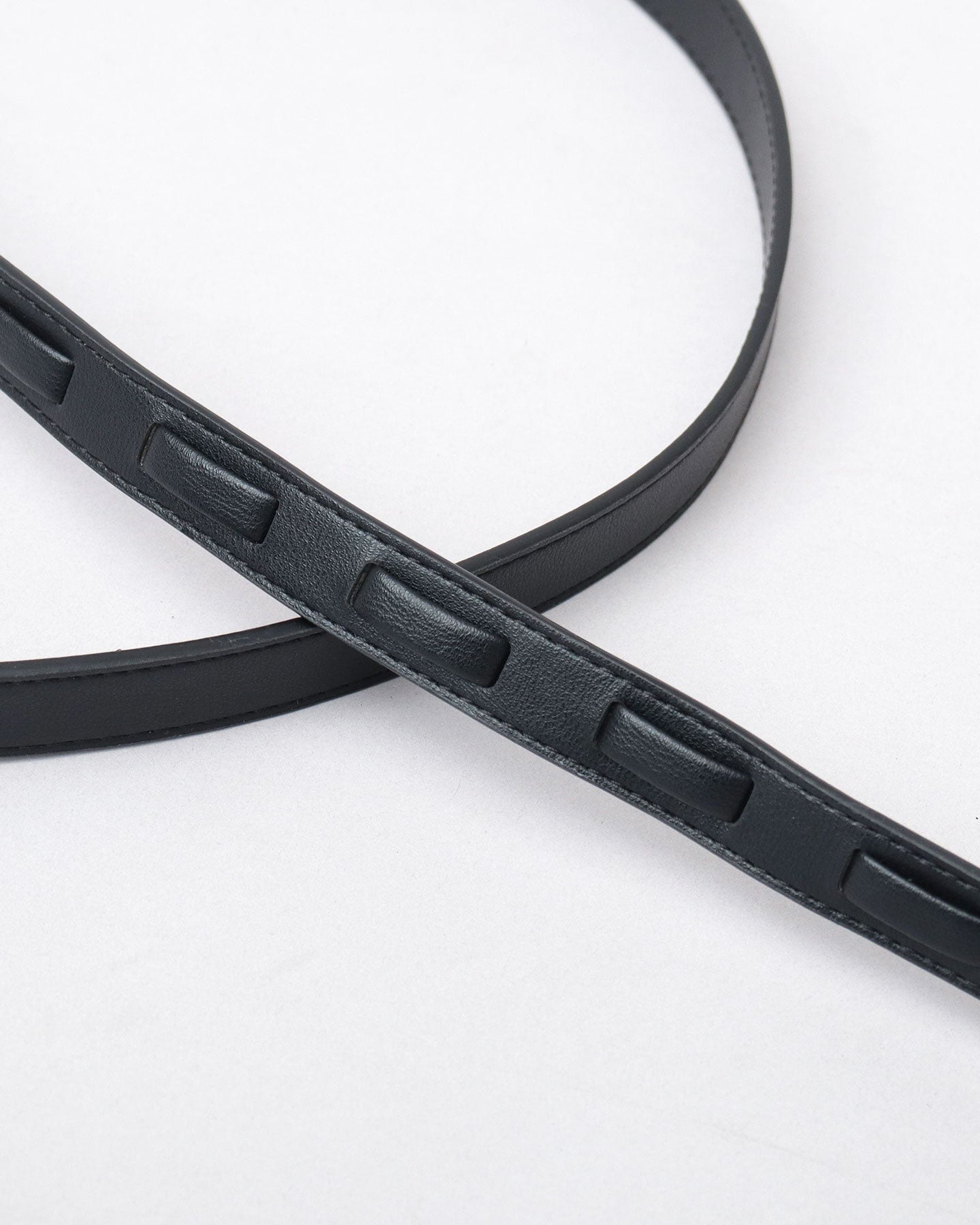 Fake Leather Hook Buckle Narrow Belt - Black [Smooth]